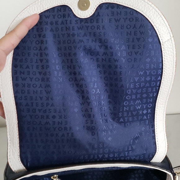 Kate Spade Crossbody - Picture 6 of 10